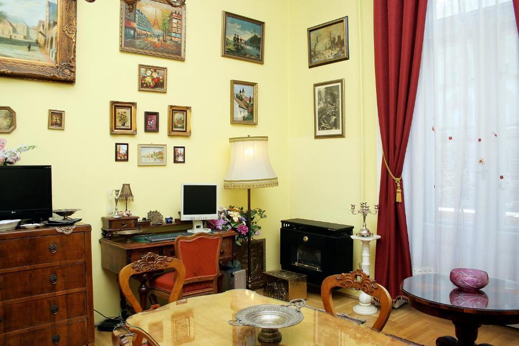 Budapest Tourist Apartments - Jozsef Koerut Room photo